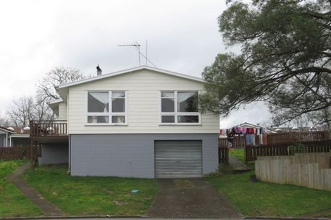 Photo of property in 12 Sheralee Place, Red Hill, Papakura, 2110