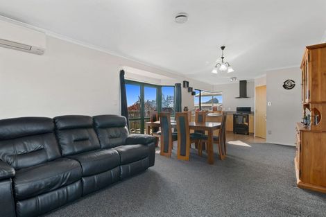 Photo of property in 17 Mansfield Road, Owhata, Rotorua, 3010