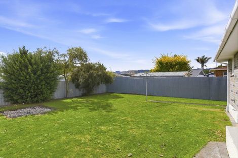 Photo of property in 3 Selwyn Street, Levin, 5510