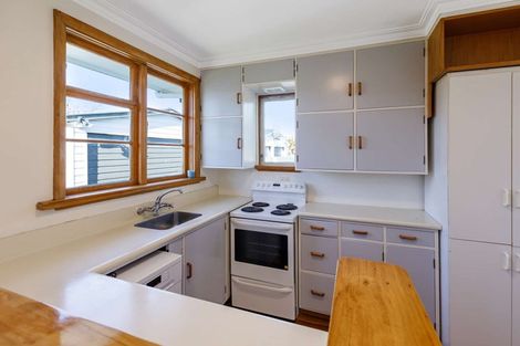 Photo of property in 36 Bowen Street, Levin, 5510