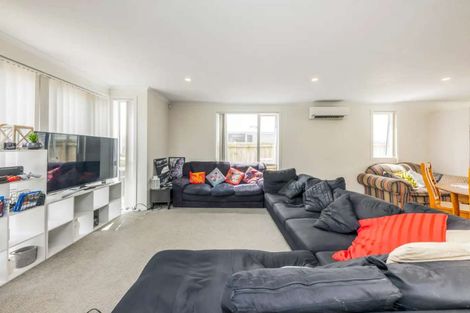 Photo of property in 45 Hollowout Street, Takanini, 2112
