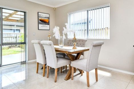 Photo of property in 11 Rohi Place, Flat Bush, Auckland, 2019