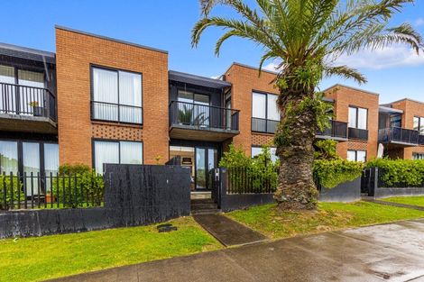 Photo of property in 107 Buckley Avenue, Hobsonville, Auckland, 0616