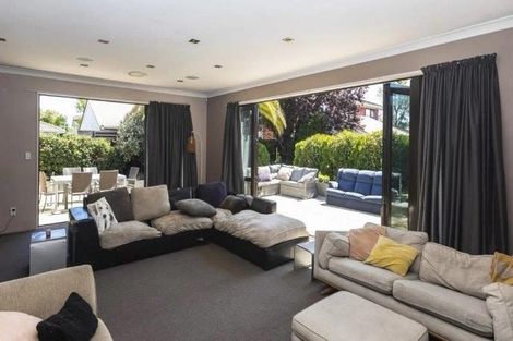 Photo of property in 52 Parkstone Avenue, Ilam, Christchurch, 8041