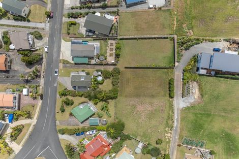 Photo of property in 36 Stratford Drive, Cable Bay, 0420