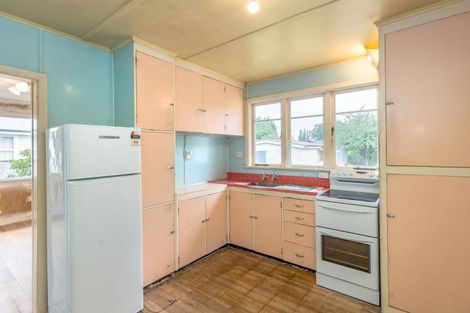 Photo of property in 14 Udy Street, Greytown, 5712