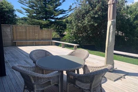 Photo of property in 38 William Street, Waikanae Beach, Waikanae, 5036