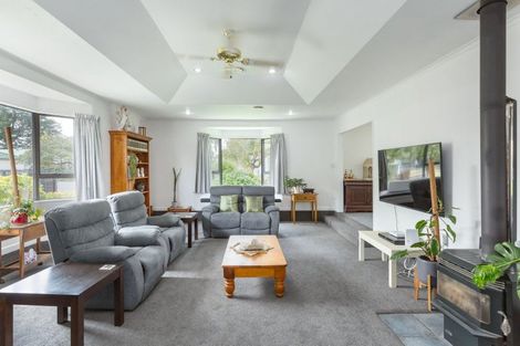 Photo of property in 9 Oak View Place, Greytown, 5712