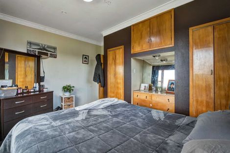 Photo of property in 19 Clifford Road, Eltham, 4322