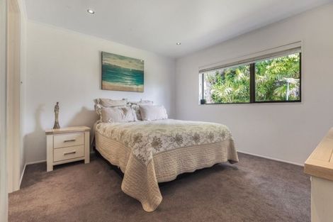 Photo of property in 6 Ponui Place, Mairangi Bay, Auckland, 0630