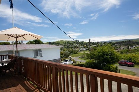 Photo of property in 12 Dixon Way, Taihape, 4720