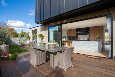 Photo of property in 155 Puriri Street, Fendalton, Christchurch, 8041