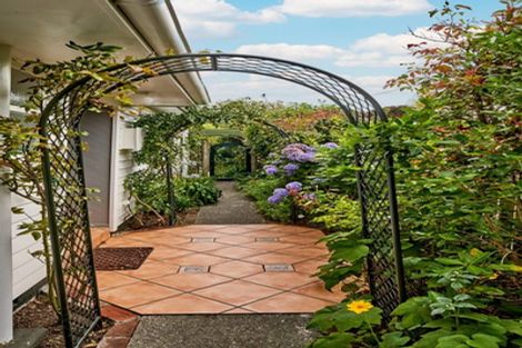 Photo of property in 196 Karori Road, Karori, Wellington, 6012