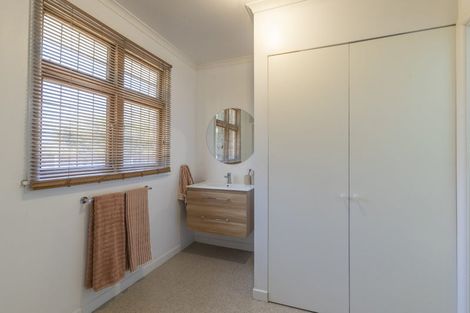 Photo of property in 144a High Street, Oxford, 7430