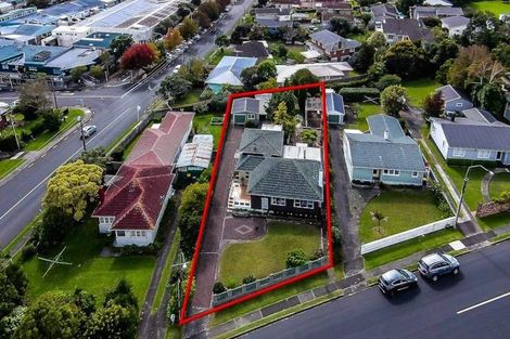 Photo of property in 12 Exmouth Road, Northcote, Auckland, 0627