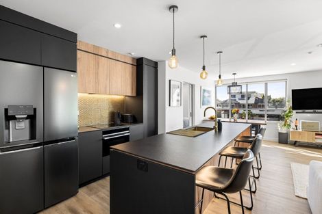 Photo of property in 215/36 Victoria Road, Mount Maunganui, 3116