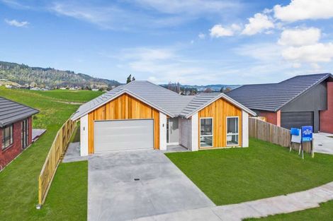 Photo of property in 16 Tarata Place, Owhata, Rotorua, 3010