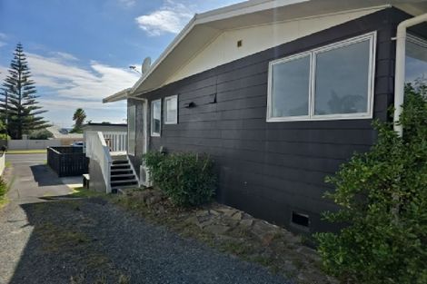 Photo of property in 1166 Papamoa Beach Road, Papamoa Beach, Papamoa, 3118