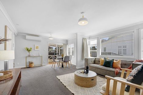 Photo of property in 1/60 Tahunanui Drive, Tahunanui, Nelson, 7011