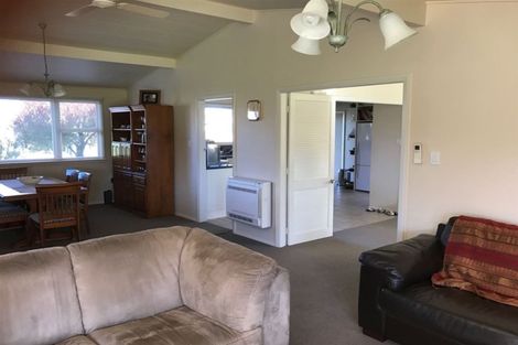 Photo of property in 160 Grimseys Road, Redwood, Christchurch, 8051