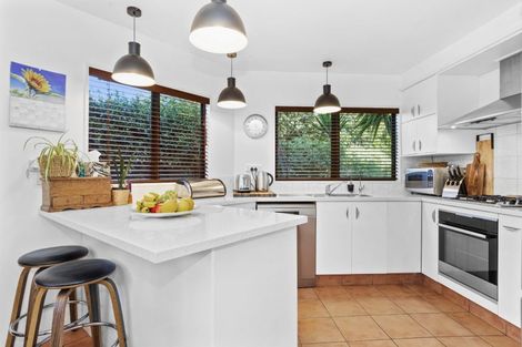 Photo of property in 1185 Papamoa Beach Road, Papamoa Beach, Papamoa, 3118