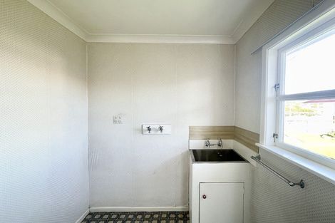 Photo of property in 36 Karaka Crescent, Levin, 5510