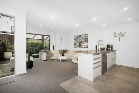 Photo of property in 22 Chaffinch Road, Hobsonville, Auckland, 0616