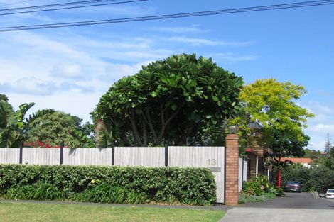 Photo of property in 13 The Esplanade, Campbells Bay, Auckland, 0630