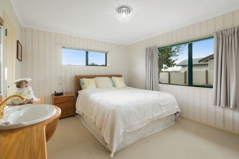 Photo of property in 26 Buchanan Street, Paeroa, 3600