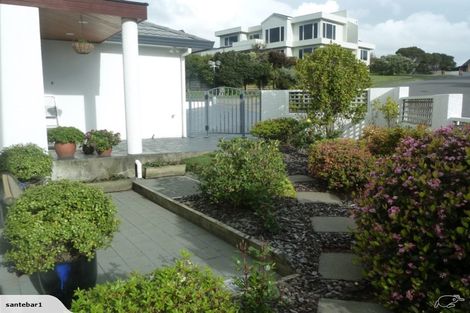 Photo of property in 30 Molyneux Close, Whitby, Porirua, 5024