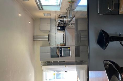 Photo of property in 1/9 Devon Road, Bucklands Beach, Auckland, 2012