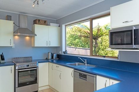 Photo of property in 8 Timaru Grove, Kelson, Lower Hutt, 5010