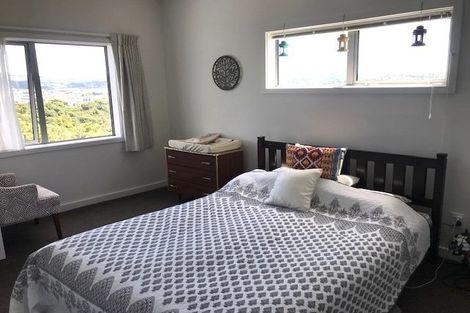 Photo of property in 3c Sidlaw Street, Strathmore Park, Wellington, 6022