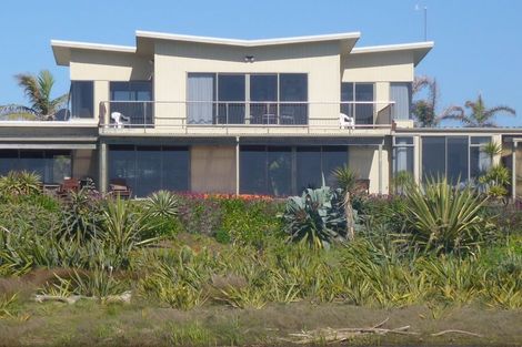 Photo of property in 14 Kotare Street, Ahipara, Kaitaia, 0481