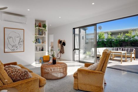 Photo of property in 15 Awatira Drive, Papamoa Beach, Papamoa, 3118