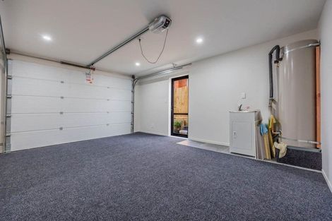Photo of property in 49a Golf Road, New Lynn, Auckland, 0600