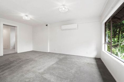 Photo of property in 13 Reynolds Place, Torbay, Auckland, 0630