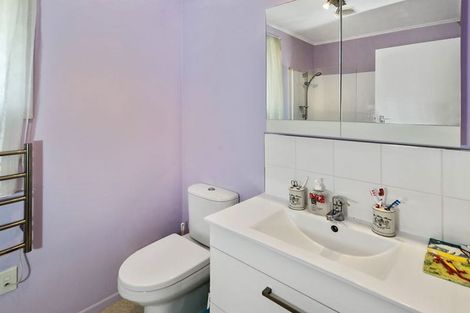 Photo of property in 14 Gills Avenue, Papakura, 2110