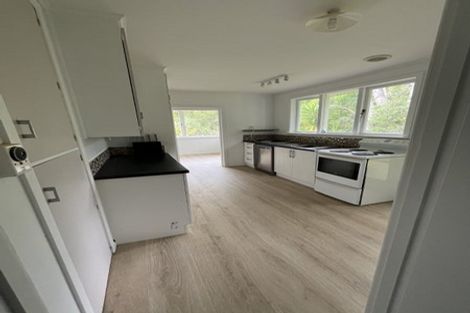 Photo of property in 1/195 Godley Road, Titirangi, Auckland, 0604