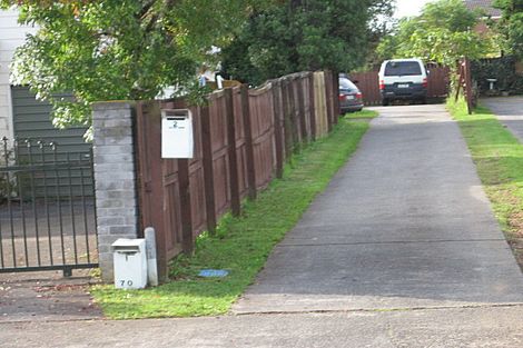 Photo of property in 70a Sunderlands Road, Half Moon Bay, Auckland, 2012