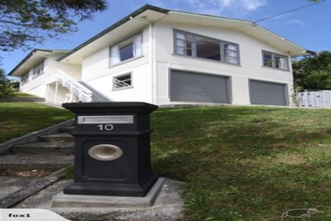 Photo of property in 10 Kamla Way, Khandallah, Wellington, 6035