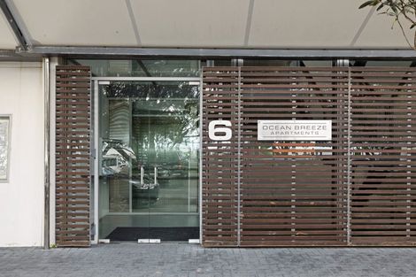 Photo of property in Ocean Breeze Apts, 2107/87 Clyde Road, Browns Bay, Auckland, 0630