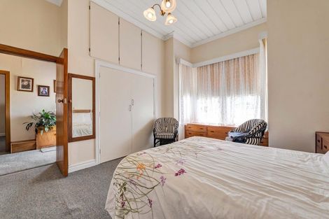 Photo of property in 10 Norman Street, Lower Vogeltown, New Plymouth, 4310