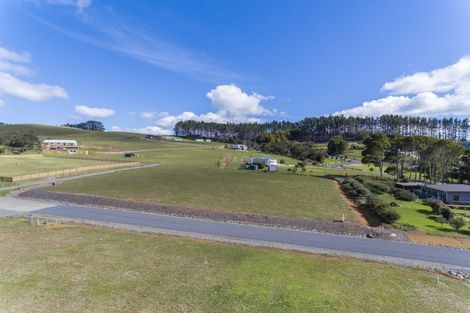 Photo of property in 8 Amelie Place, Coopers Beach, 0420