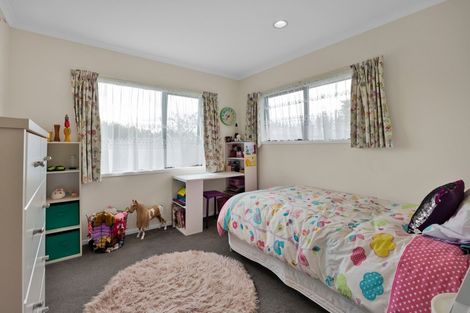 Photo of property in 2a Faber Place, Inglewood, 4330