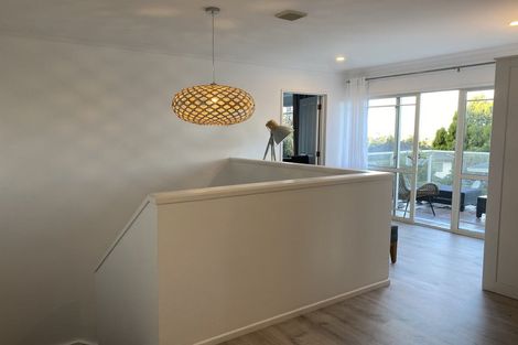 Photo of property in 39 Emlyn Place, Torbay, Auckland, 0630