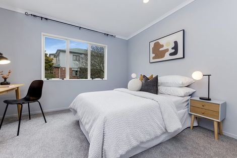 Photo of property in 20 Brashier Circle, Sunnyvale, Auckland, 0612