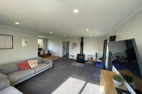 Photo of property in 13 Tawari Street, Inglewood, 4330