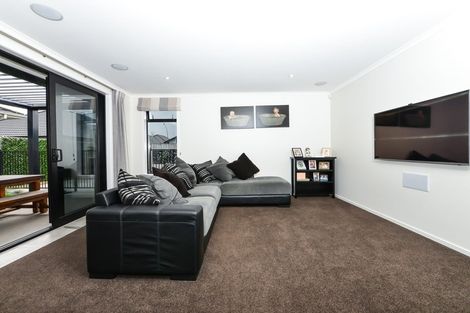 Photo of property in 6 Helen June Avenue, Flagstaff, Hamilton, 3210