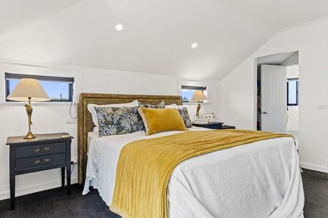Photo of property in 20 Pukenamu Road, Rainbow Point, Taupo, 3330